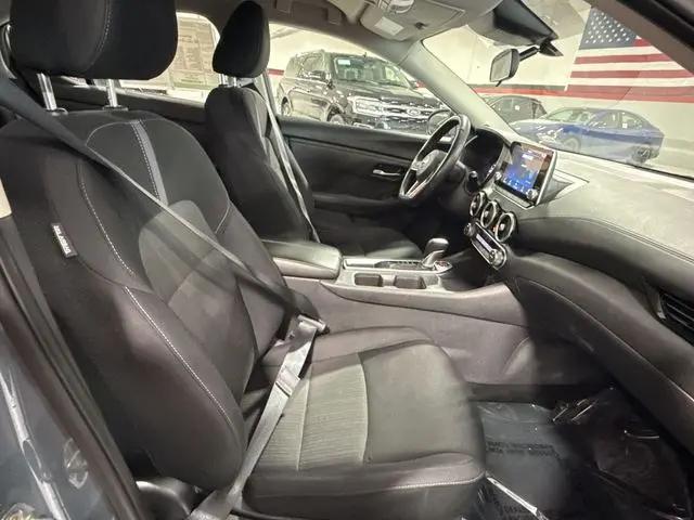 2024 Nissan Sentra SV Xtronic CVT