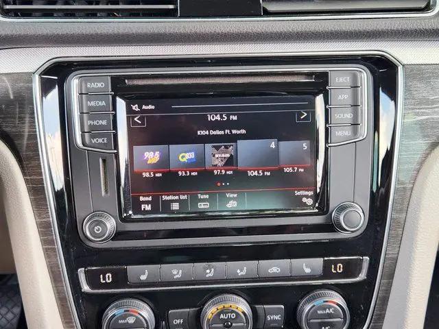 2018 Volkswagen Passat 2.0T SE