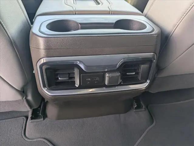 2022 GMC Sierra 1500 Limited 4WD Crew Cab Short Box SLT