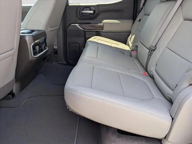 2022 GMC Sierra 1500 Limited 4WD Crew Cab Short Box SLT