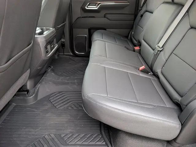 2026 Chevrolet Silverado 1500 4WD Crew Cab Short Bed LT Trail Boss