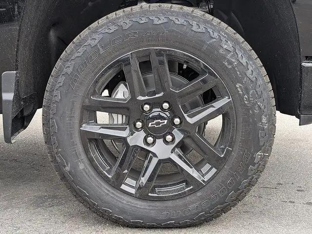 2026 Chevrolet Silverado 1500 4WD Crew Cab Short Bed LT Trail Boss