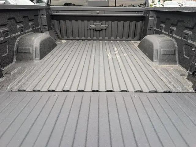 2026 Chevrolet Silverado 1500 4WD Crew Cab Short Bed LT Trail Boss