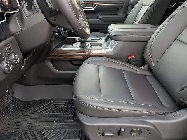 2026 Chevrolet Silverado 1500 4WD Crew Cab Short Bed LT Trail Boss
