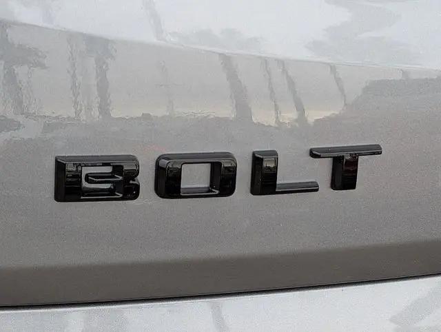 2027 Chevrolet Bolt LT FWD