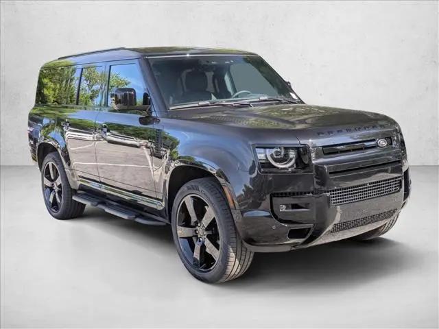 2026 Land Rover Defender P400 X-Dynamic SE