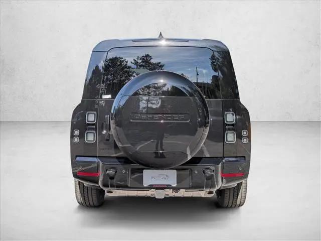 2026 Land Rover Defender P400 X-Dynamic SE