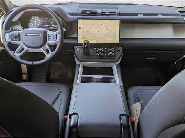 2026 Land Rover Defender P400 X-Dynamic SE
