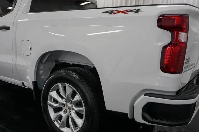 2026 Chevrolet Silverado 1500 4WD Crew Cab Short Bed Custom