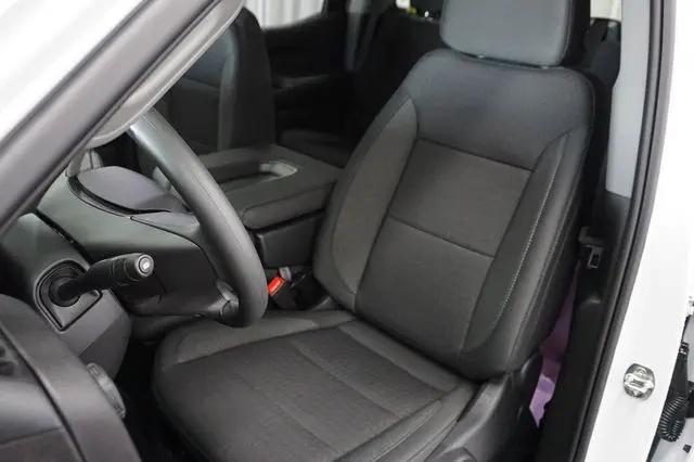 2026 Chevrolet Silverado 1500 4WD Crew Cab Short Bed Custom