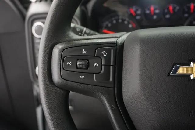 2026 Chevrolet Silverado 1500 4WD Crew Cab Short Bed Custom