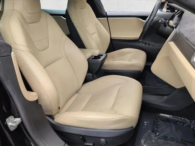 2015 Tesla Model S 70D