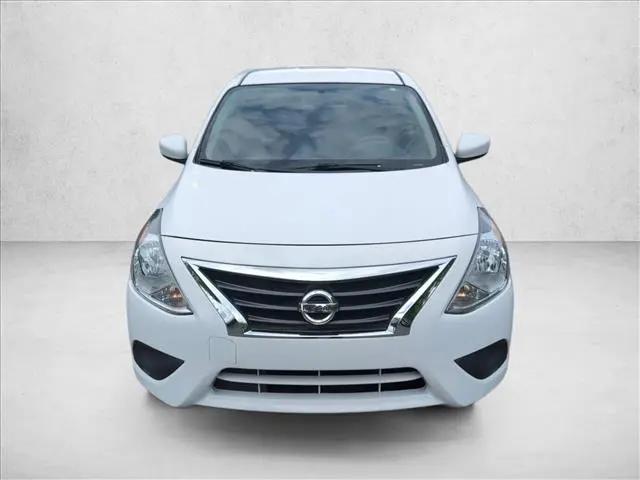 2017 Nissan Versa 1.6 S+