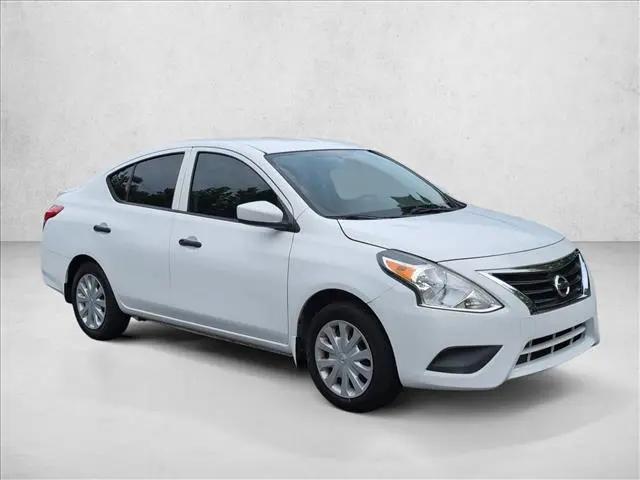 2017 Nissan Versa 1.6 S+