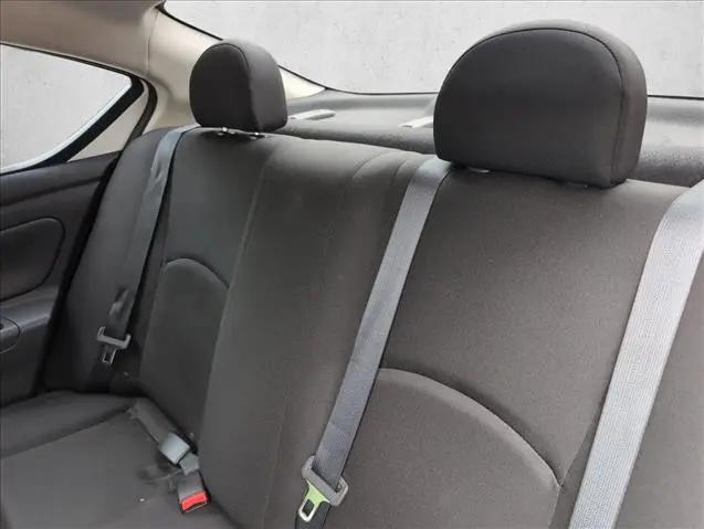 2017 Nissan Versa 1.6 S+
