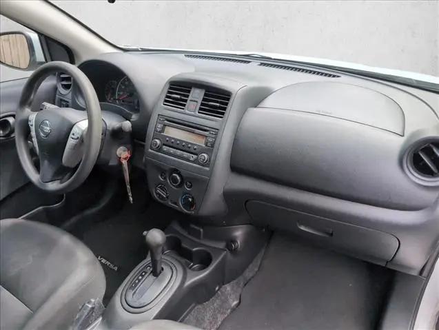 2017 Nissan Versa 1.6 S+