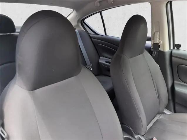 2017 Nissan Versa 1.6 S+