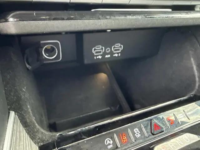 2024 Jeep Wagoneer Series II 4x2