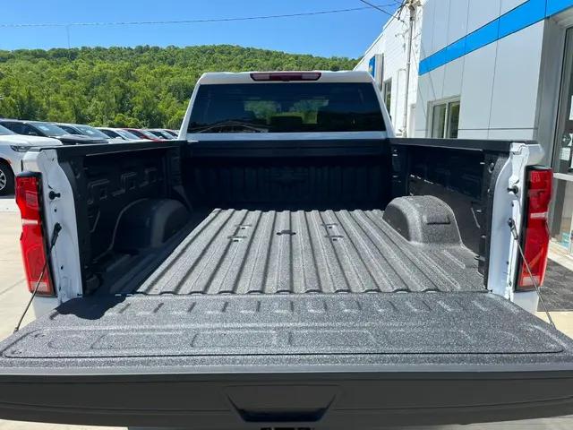 2026 Chevrolet Silverado 2500HD Crew Cab, Standard Bed, LT, 4WD