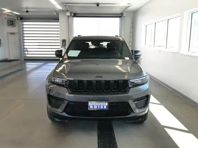 2023 Jeep Grand Cherokee Altitude 4x4