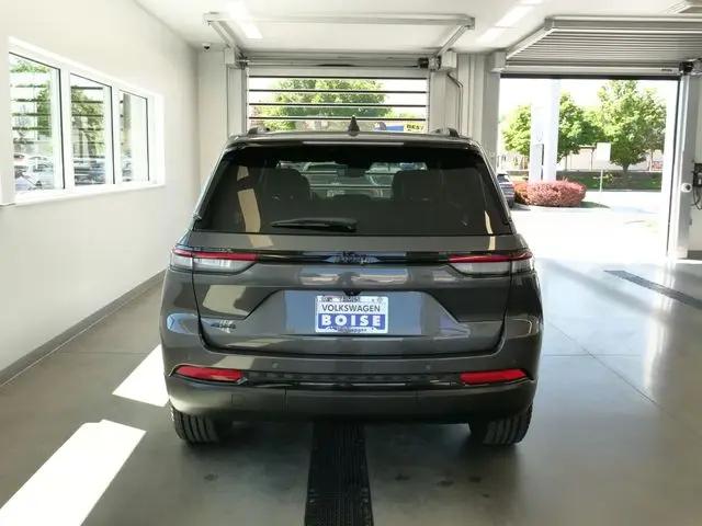 2023 Jeep Grand Cherokee Altitude 4x4