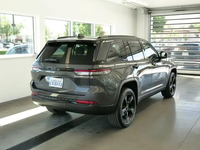 2023 Jeep Grand Cherokee Altitude 4x4