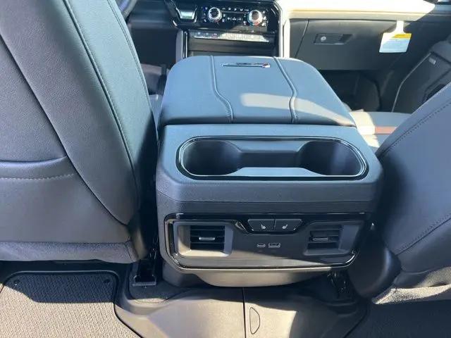 2026 GMC Sierra 2500HD Crew Cab, Standard Bed, AT4, 4WD
