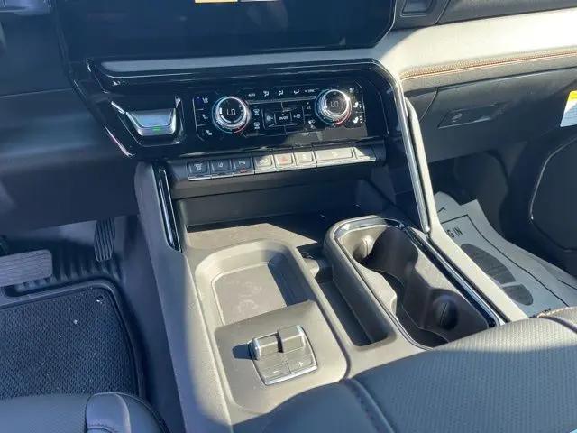 2026 GMC Sierra 2500HD Crew Cab, Standard Bed, AT4, 4WD