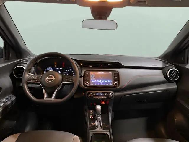 2024 Nissan Kicks SR Xtronic CVT