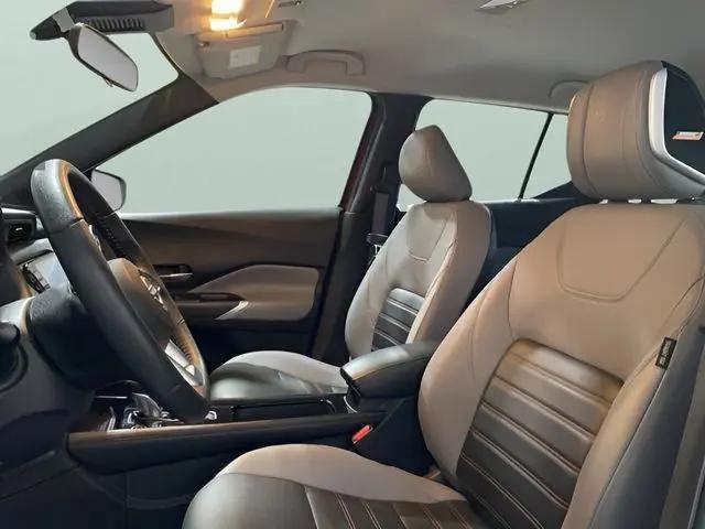 2024 Nissan Kicks SR Xtronic CVT