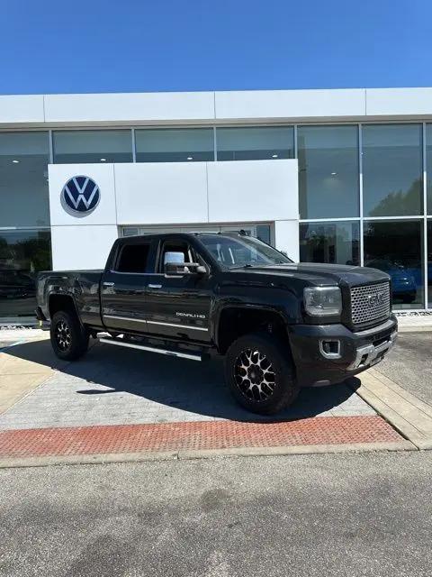 2016 GMC Sierra 2500HD Denali for sale in Clarksville, IN