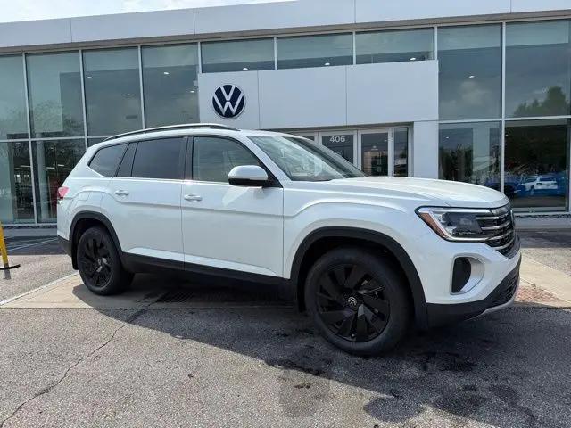 2026 Volkswagen Atlas SE with Technology for sale in Clarksville, IN