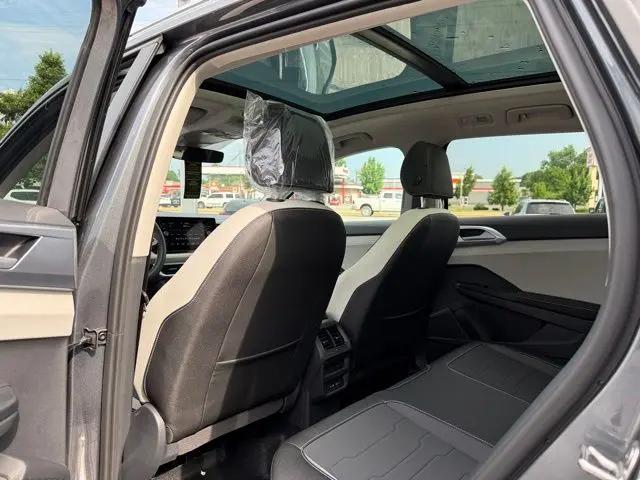 2026 Volkswagen Taos SE