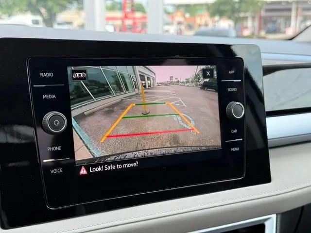 2026 Volkswagen Taos SE