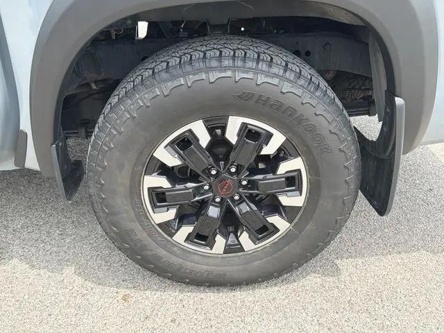 2024 Nissan Frontier Crew Cab PRO-4X 4x4