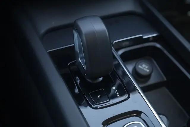 2024 Volvo S60 B5 Core Dark Theme