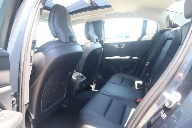 2024 Volvo S60 B5 Core Dark Theme