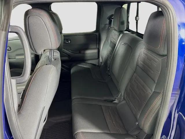 2022 Nissan Frontier Crew Cab PRO-4X 4x4