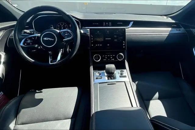 2025 Jaguar F-PACE R-Dynamic S P400 AWD Automatic