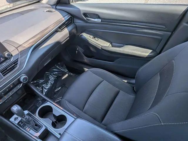 2024 Nissan Altima SV FWD