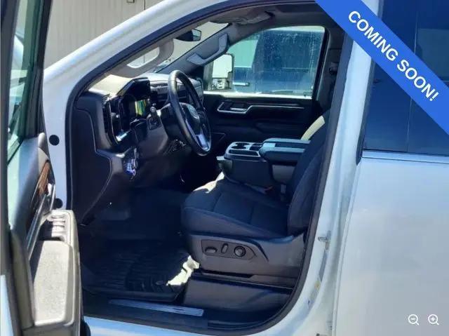 2024 GMC Sierra 2500HD 4WD Crew Cab Long Bed SLE