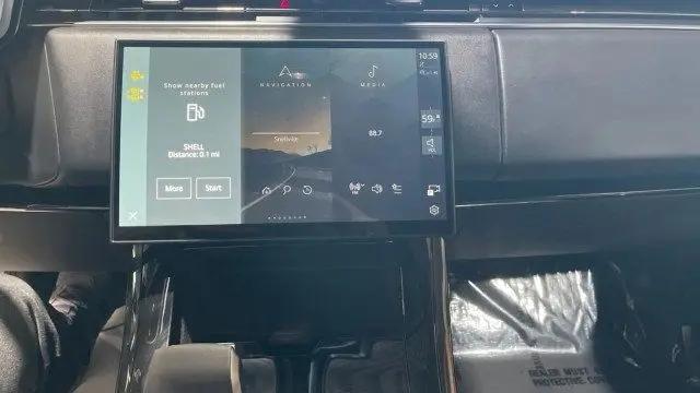 2025 Land Rover Range Rover Sport P360 SE