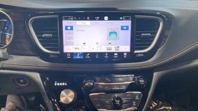 2021 Chrysler Pacifica Hybrid Pinnacle
