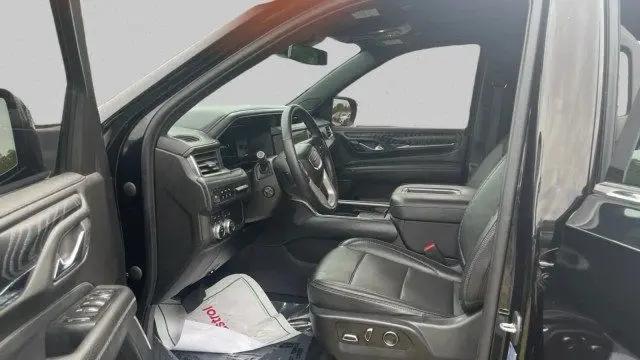 2023 GMC Yukon 4WD Denali