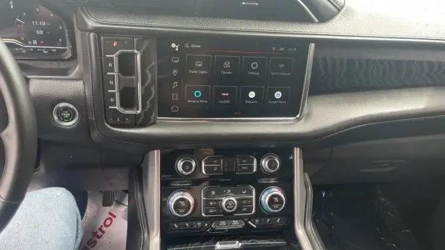 2023 GMC Yukon 4WD Denali