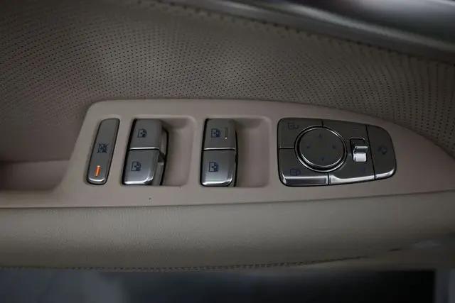 2026 Genesis G70 2.5T RWD Prestige