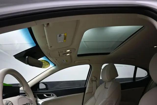 2026 Genesis G70 2.5T RWD Prestige