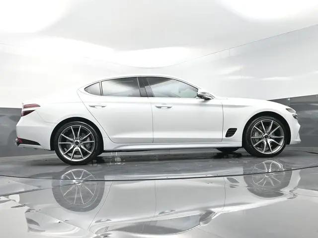 2026 Genesis G70 2.5T RWD Prestige