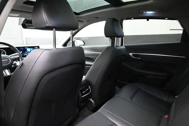 2025 Hyundai Sonata Hybrid Limited