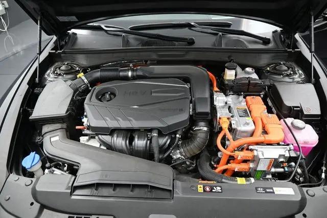 2025 Hyundai Sonata Hybrid Limited